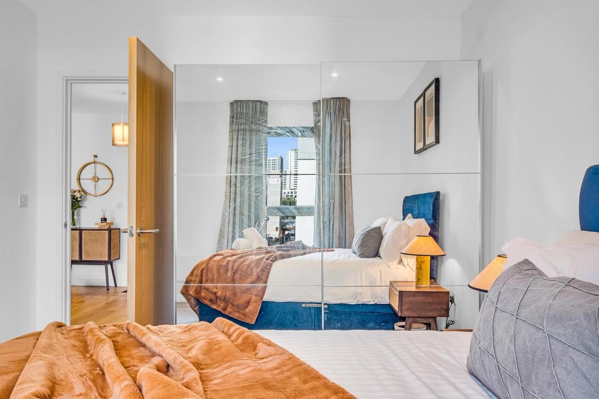 Luxurious & Glamorous Centrally Located 2 Bedroom 2 Bathroom Apartment - Central Birmingham - Secure Parking - Netflix 외부 사진