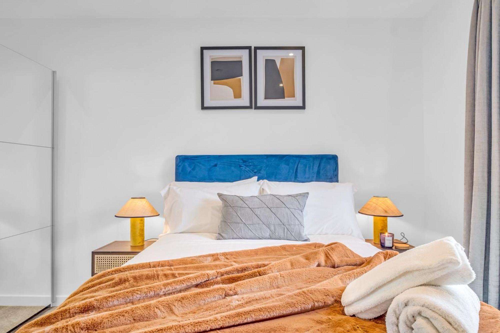 Luxurious & Glamorous Centrally Located 2 Bedroom 2 Bathroom Apartment - Central Birmingham - Secure Parking - Netflix 외부 사진